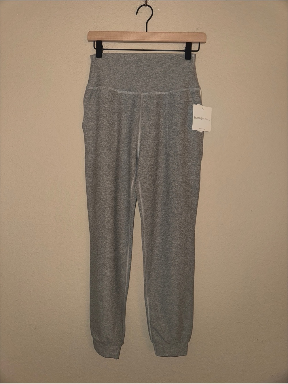 Beyond Yoga Estilo Grey Spacedye Joggers Size Small New